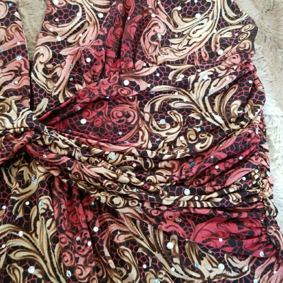 NWT Mandee Gorgeous Halter Top - Picture 11 of 16